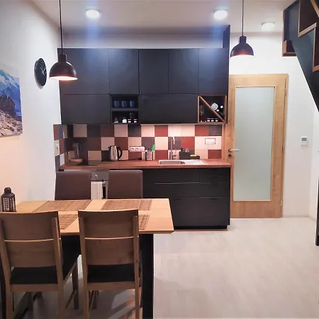 Tommy - Zadov Apartment Stachy